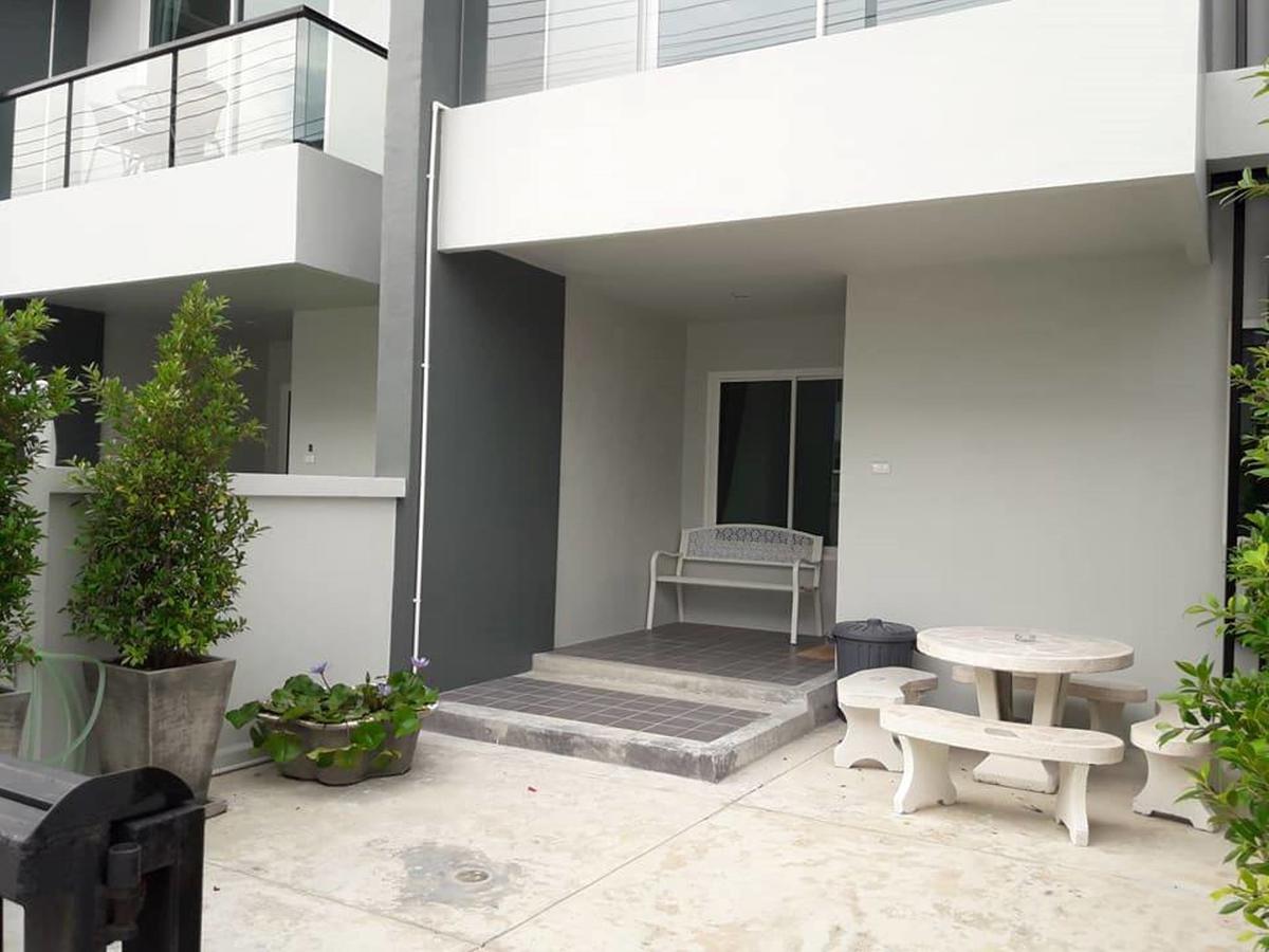 Kim Lung Airport Hotel Patong Exterior foto